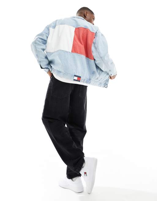 Tommy Jeans – Aiden – Oversize-Truckerjacke in heller Waschung