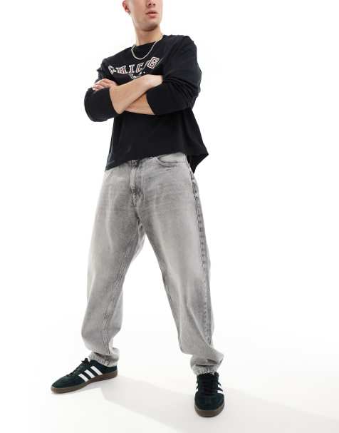 Tommy Jeans - Aiden - Posede, tapered jeans i grå - view 1