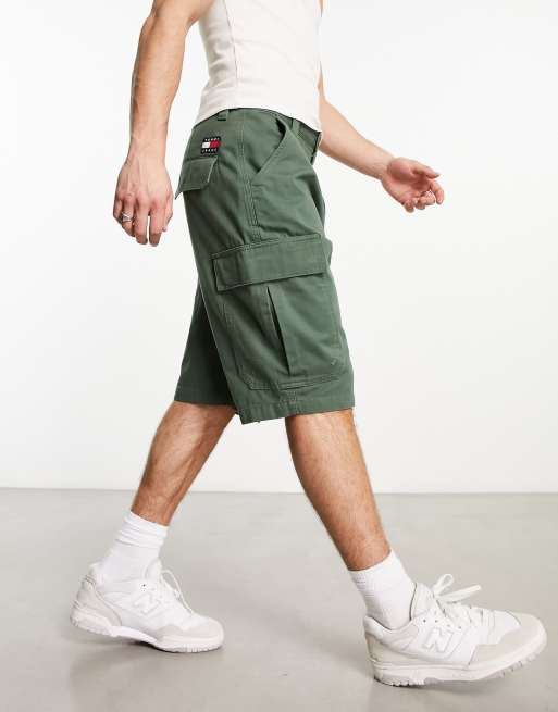 Tommy Jeans - Aiden - Ruimvallende cargoshort in kaki