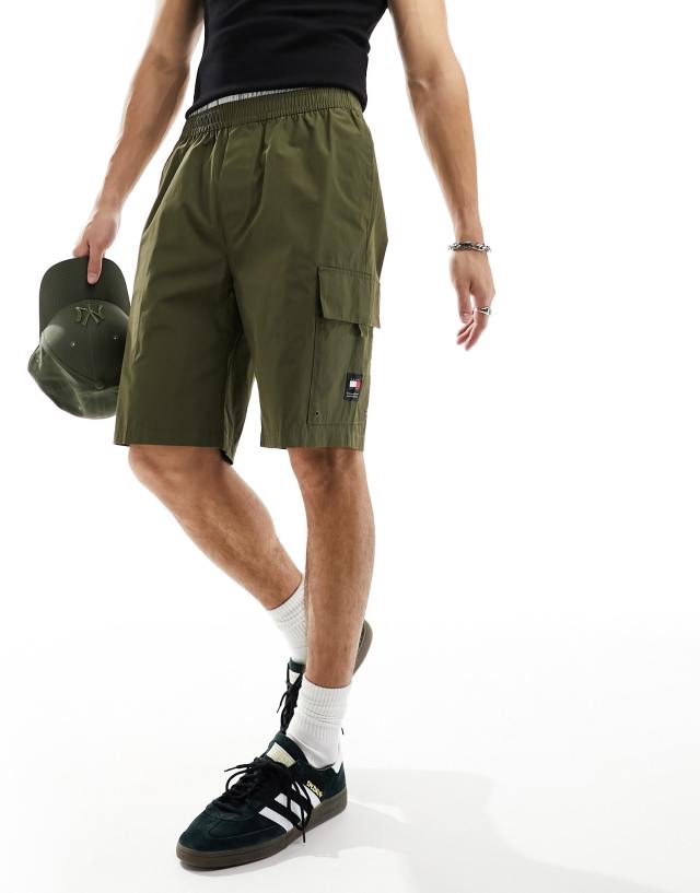 Tommy Jeans - aiden technical short in olive green