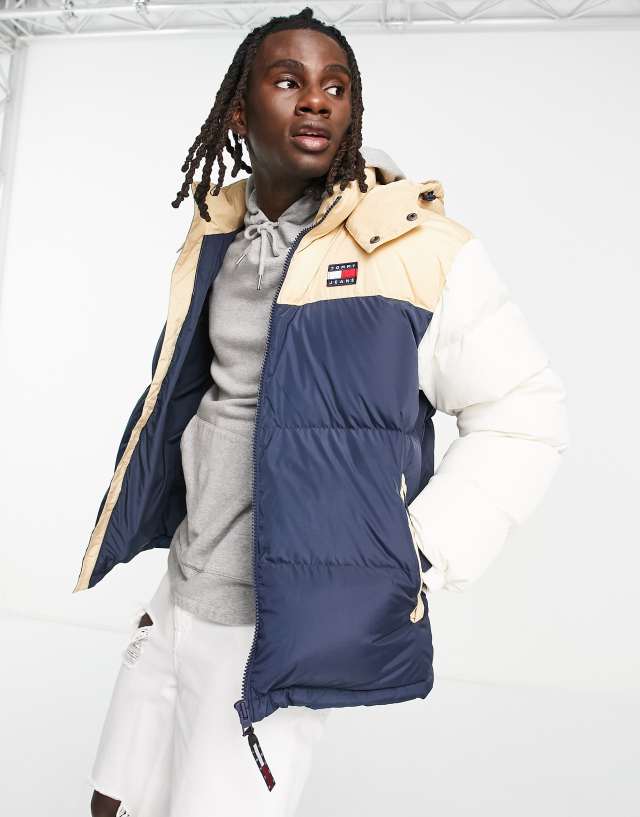 Tommy Jeans Alaska color block polyester puffer jacket with detachable hood in beige/multi