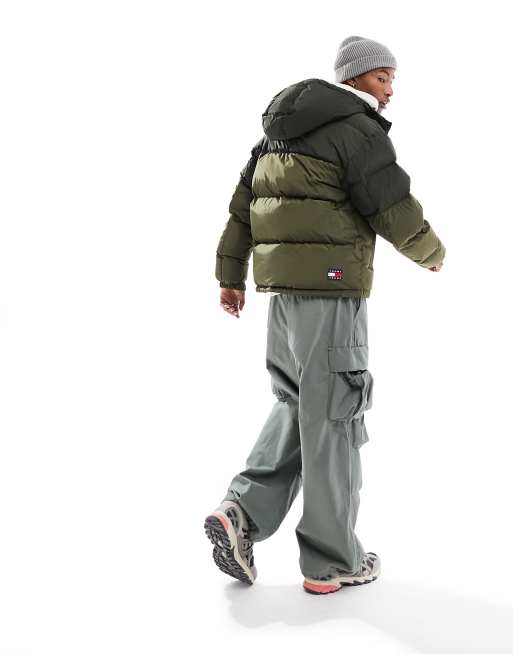 Tommy Jeans Alaska colourblock puffer jacket in olive green ASOS