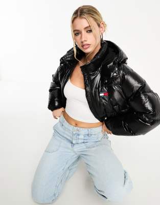 [JEANS] Cropped Alaskan Poffer Jacket ☆送料込☆ Tommy Jeans Alaska cropped puffer jacket in black | ASOS