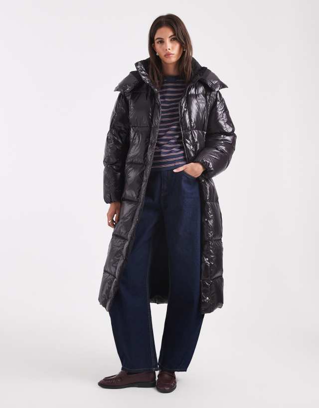 Tommy Jeans Alaska grid down maxi puffer jacket in shiny black | ASOS