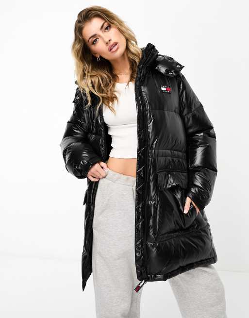 Tommy Jeans – Alaska – Mittellange Steppjacke in Schwarz