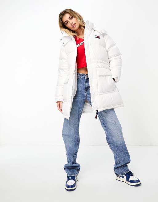 Tommy Jeans – Alaska – Mittellange Steppjacke in Weiß