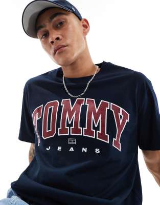 arch varsity logo T-shirt in navy