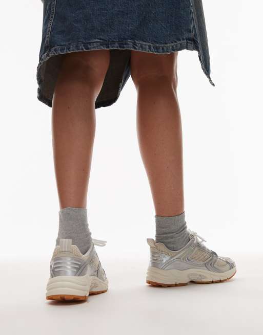 Tommy Jeans Archive 97 retro trainers in off white and silver with gum sole, 2 of 4