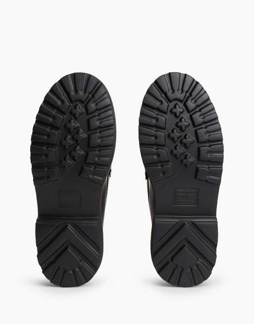Tommy Jeans Archive leather contrast penny loafers in black, 5 of 7