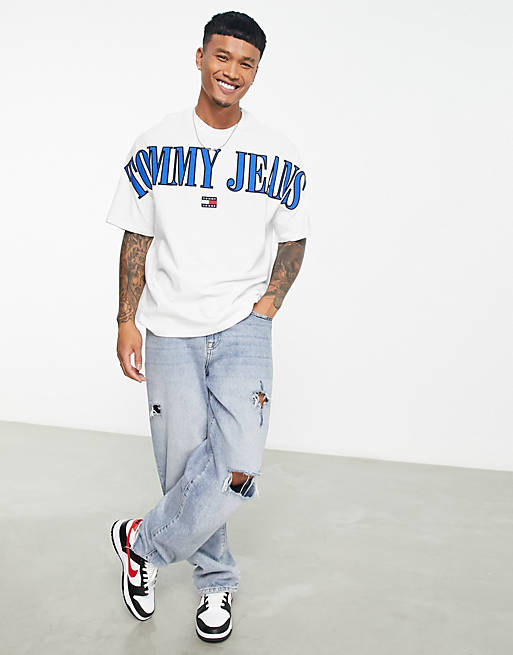 Tommy Jeans archive logo skater fit T-shirt in white | ASOS