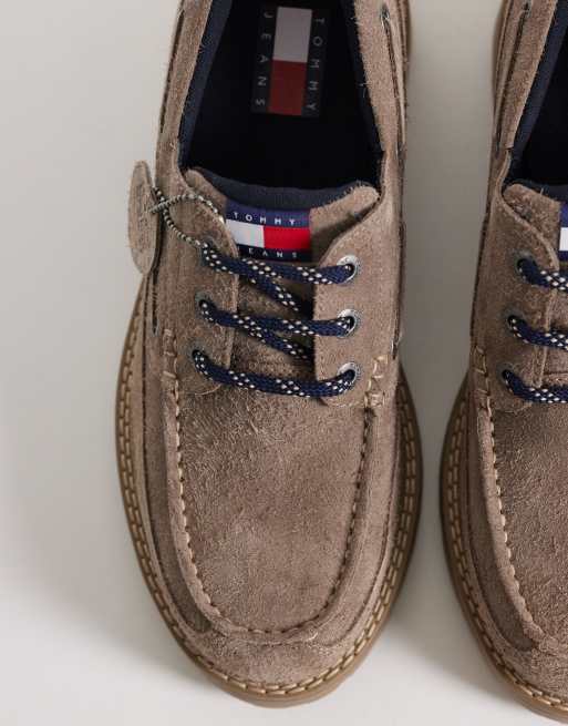 Tommy Jeans archive real suede boat shoes in beige, 2 of 4