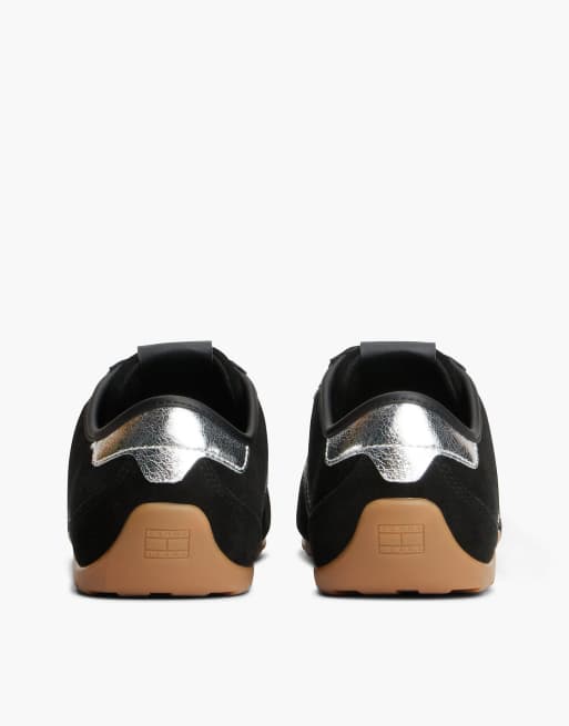Tommy Jeans Archive Runner-Sneaker aus Wildleder mit gemischter Textur in Schwarz, 4 von 7