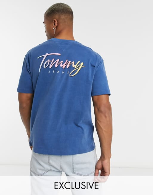 hoste Vind tack Tommy Jeans ASOS exclusive flag front and signature back print t-shirt  relaxed fit in dark blue | ASOS