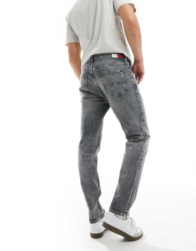 Tommy Jeans - austin slim tapered jeans in dark wash