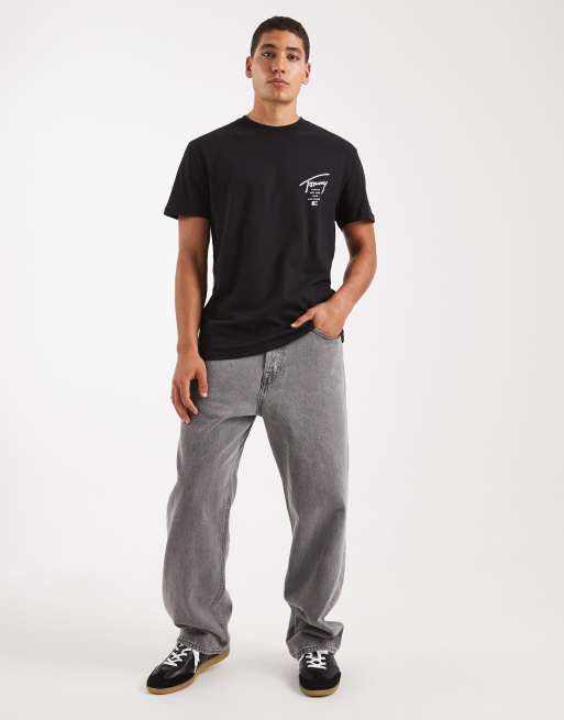 Tommy Jeans back print signature t-shirt in black, 3 of 5