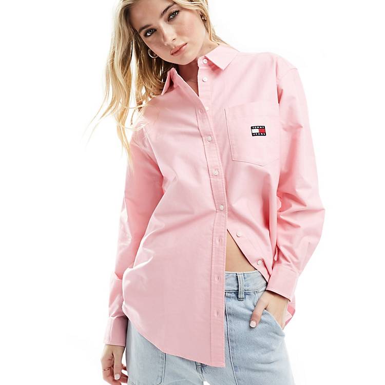 Tommy Jeans badge boyfriend shirt in pink | ASOS