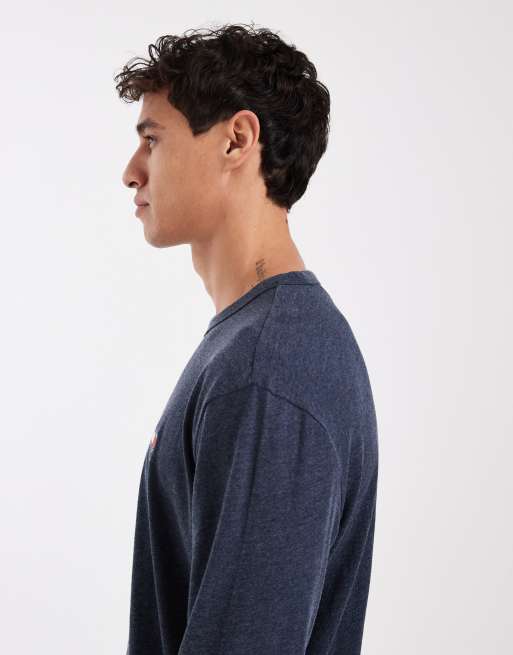 Tommy Jeans badge chest logo long sleeve T-shirt in navy, 4 of 5