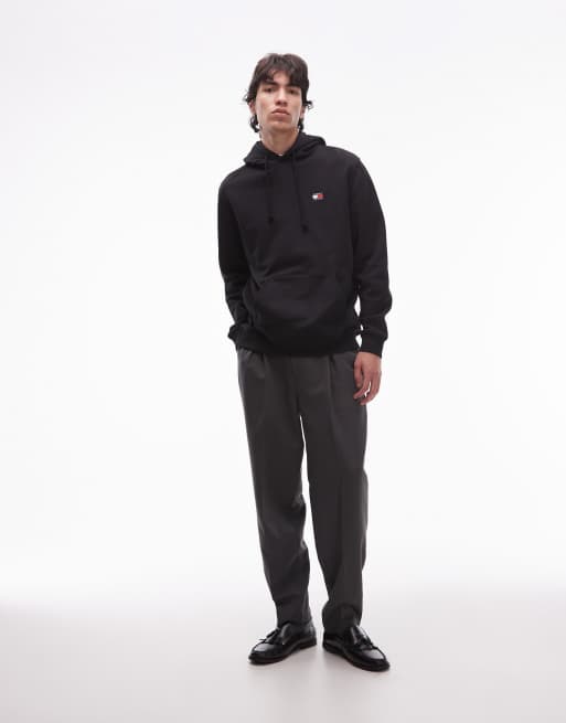 Tommy Jeans badge hoodie in black, 2 of 5
