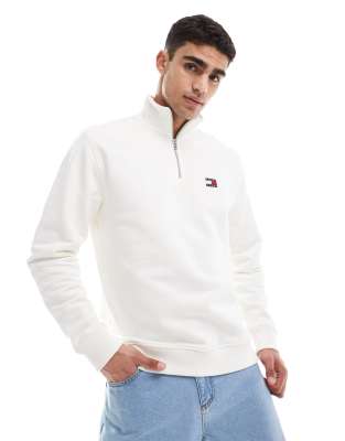 badge logo 1/4 zip sweatshirt in white