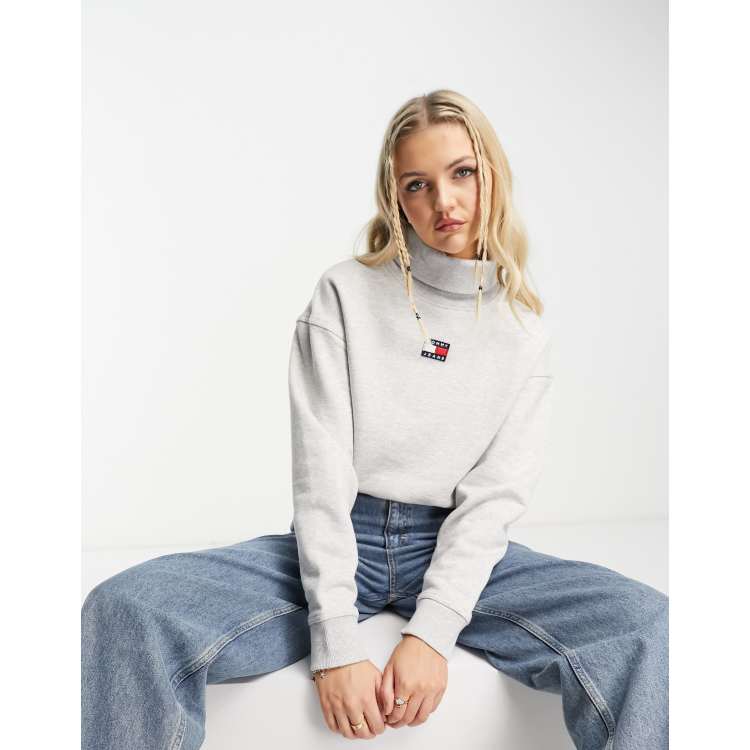 Tommy jeans logo turtleneck hot sale sweater