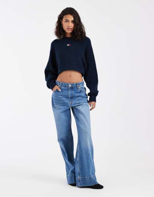 Tommy Jeans badge logo cropped sweater in navy, 2 of 4