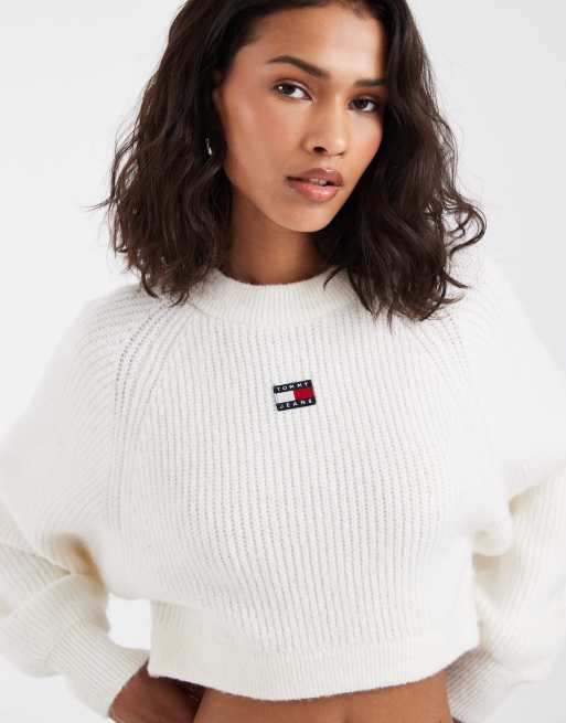 Tommy Jeans badge logo cropped sweater in white, 3 of 4