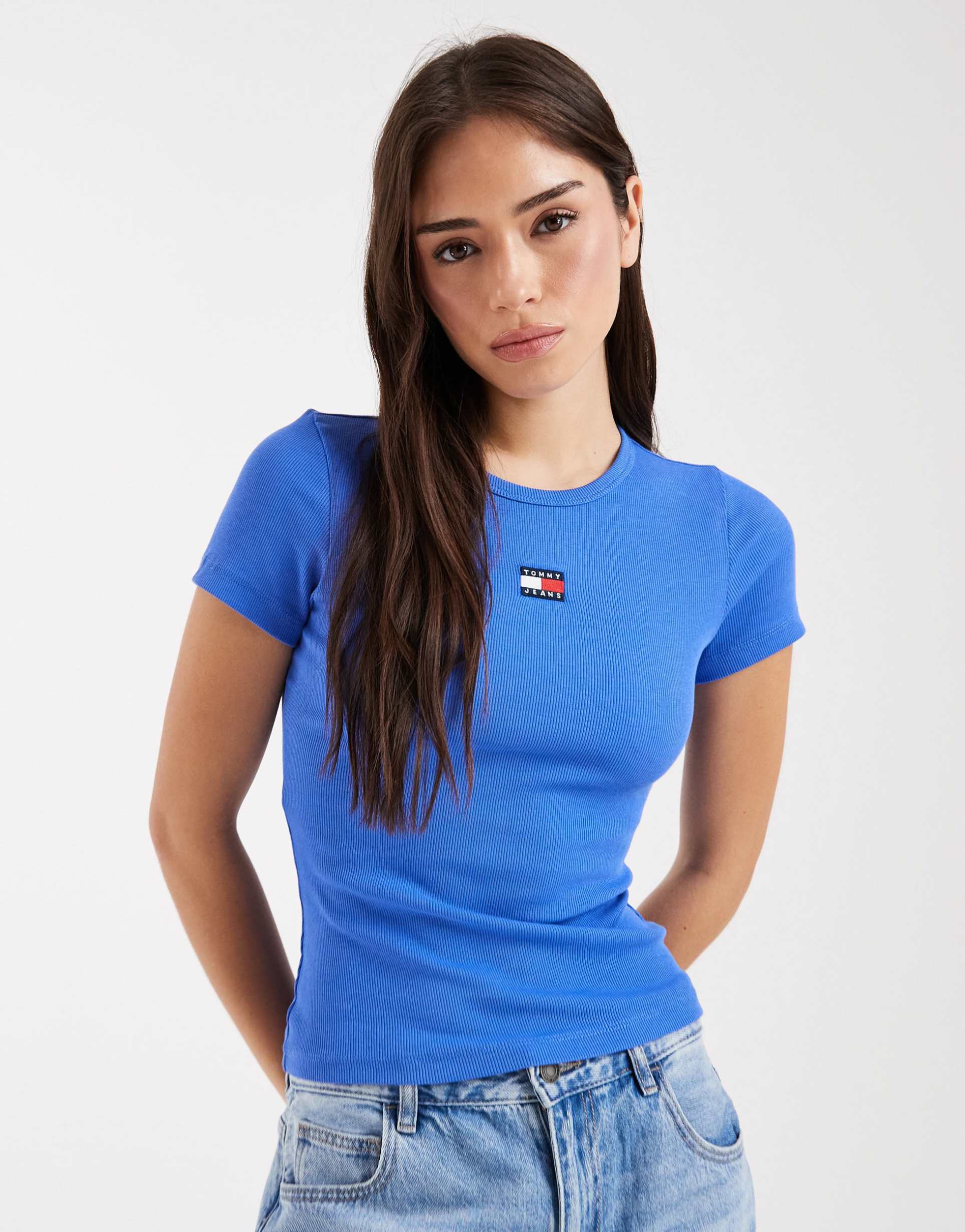 tommy jeans badge ribbed slim fit t-shirt in blue