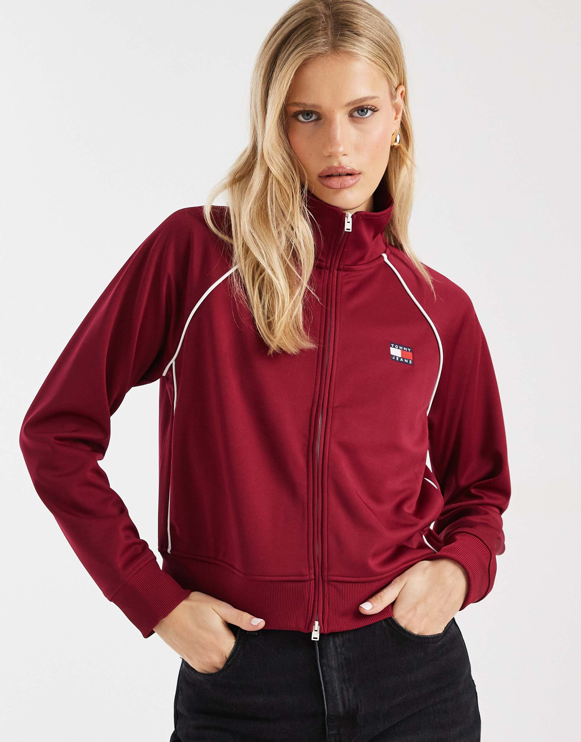 tommy jeans badge sporty track jacket in red