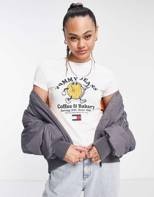 Tommy Jeans – Bagel – Vit t-shirt med grafisk logga