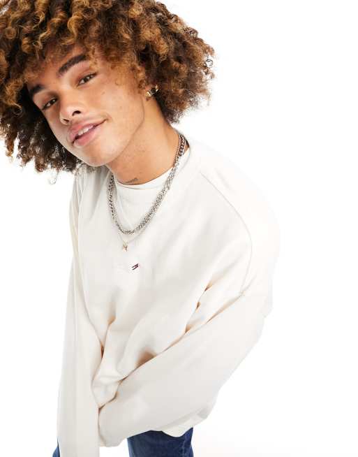 Tommy Jeans – Barwiona biała bluza o luźnym fasonie i pudełkowym kroju z logo