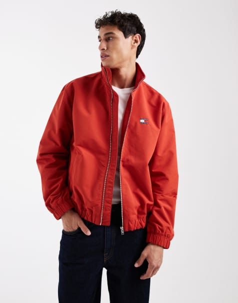 Tommy Jeans – Basic-Jacke in Rot mit Logo auf der Brust - view 1