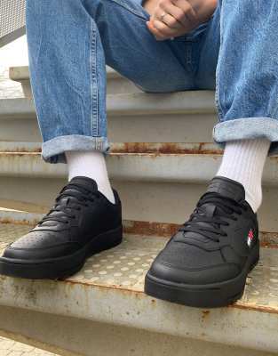 tommy basket trainers