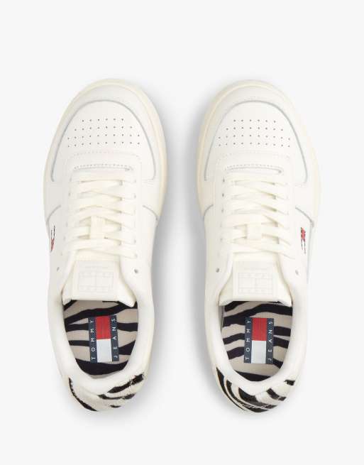 Tommy Jeans baskets court archive à talon zébré blanches, 3 de 7