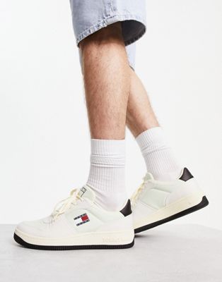 Tommy Jeans flag retro basket canvas runners in white - ASOS Price Checker