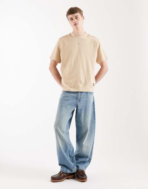 Tommy Jeans - Beige T-shirt i 90'er-stil med bølgende flaglogo, 2 af 5