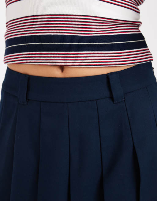 Tommy Jeans belted pleated midi skirt in navy, 3 of 5