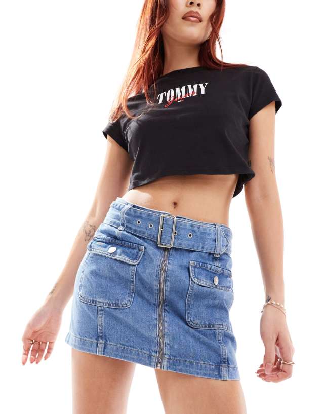 Tommy Jeans - belted zipper denim mini skirt in mid wash