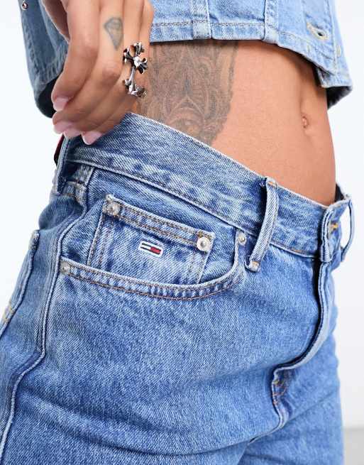 Tommy Jeans – Betsy – Jeans in mittelblauer Waschung mit geradem Bein und mittelhohem Bund, 5 von 5