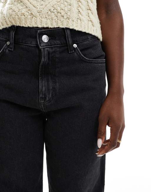 Tommy Jeans Betsy mid rise straight leg jeans in black