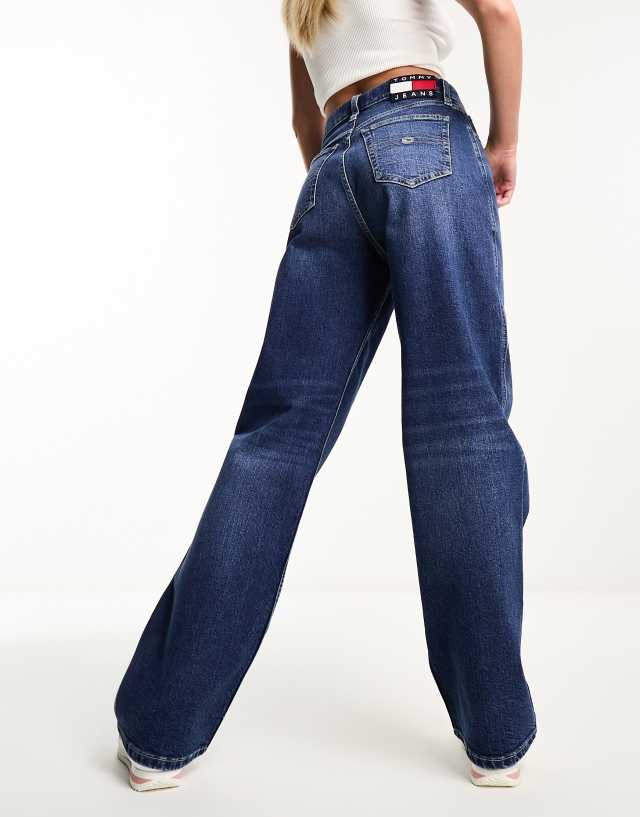 Tommy Jeans - betsy mid rise straight leg jeans in dark wash