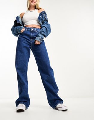 Tommy Jeans Betsy mid rise straight leg jeans in mid wash - ASOS Price Checker