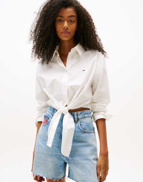 Tommy Jeans – Biała koszula z długimi rękawami, wiązaniem z przodu i logo - view 1