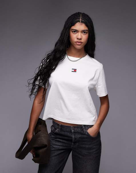 Tommy Jeans – Biały T-shirt o pudełkowym kroju z naszywką z logo na środku - view 1