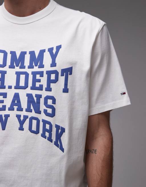 Tommy Jeans – Biały T-shirt oversize z logo w uczelnianym stylu, 3 z 4