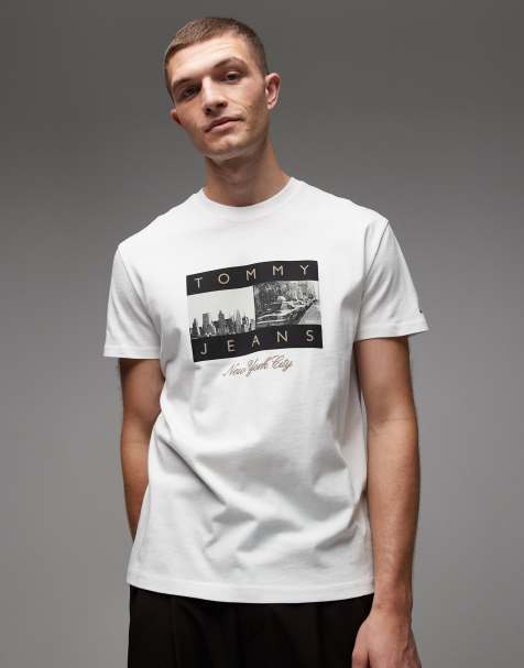 Tommy Jeans – Biały T-shirt z logo Flag z fotograficznym nadrukiem - view 1