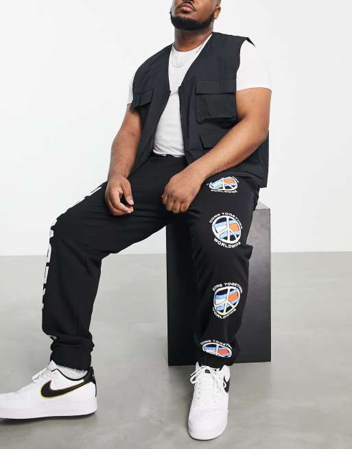 Tommy Jeans Big Tall Joggingbroek met World Peace print in zwart ASOS