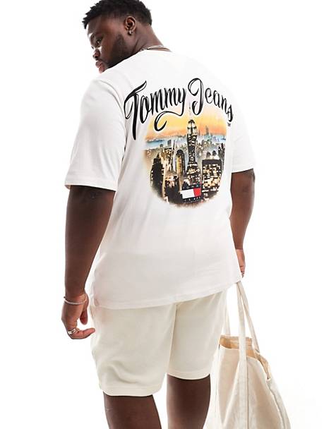 Tommy Jeans Big &amp; Tall relaxed vintage city logo t-shirt in off white