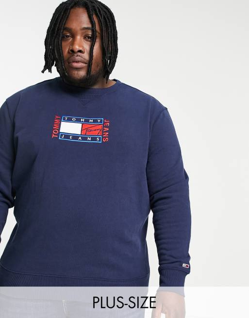 Tommy jeans best sale badge crew sweatshirt