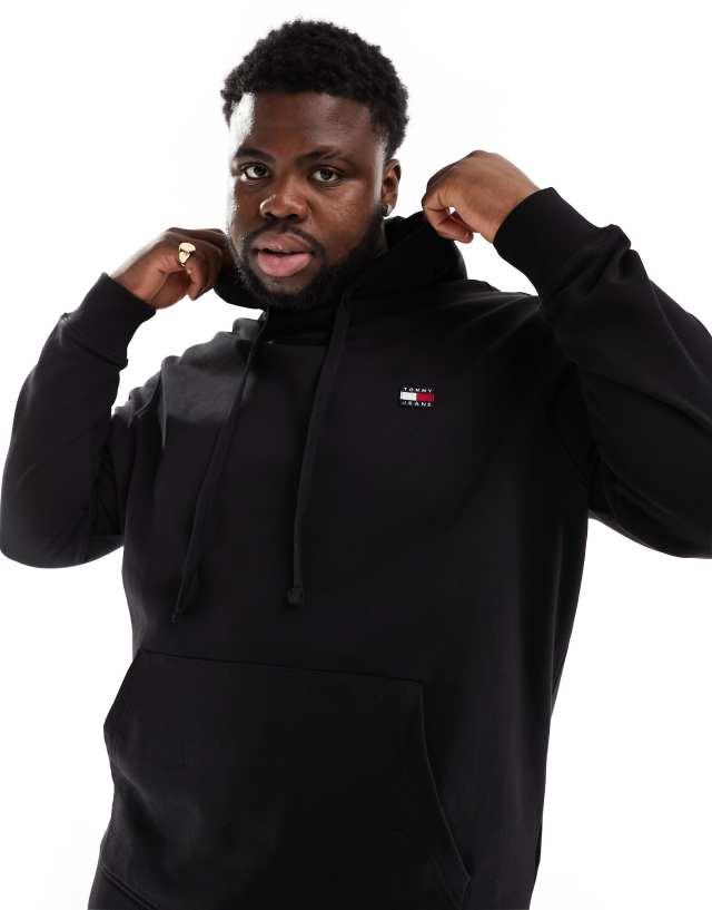 Tommy Jeans - big & tall xs badge logo hoodie in black