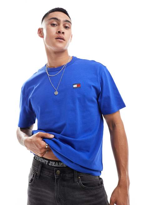 Tommy Jeans – Blå t-shirt i regular fil med påsydd logga